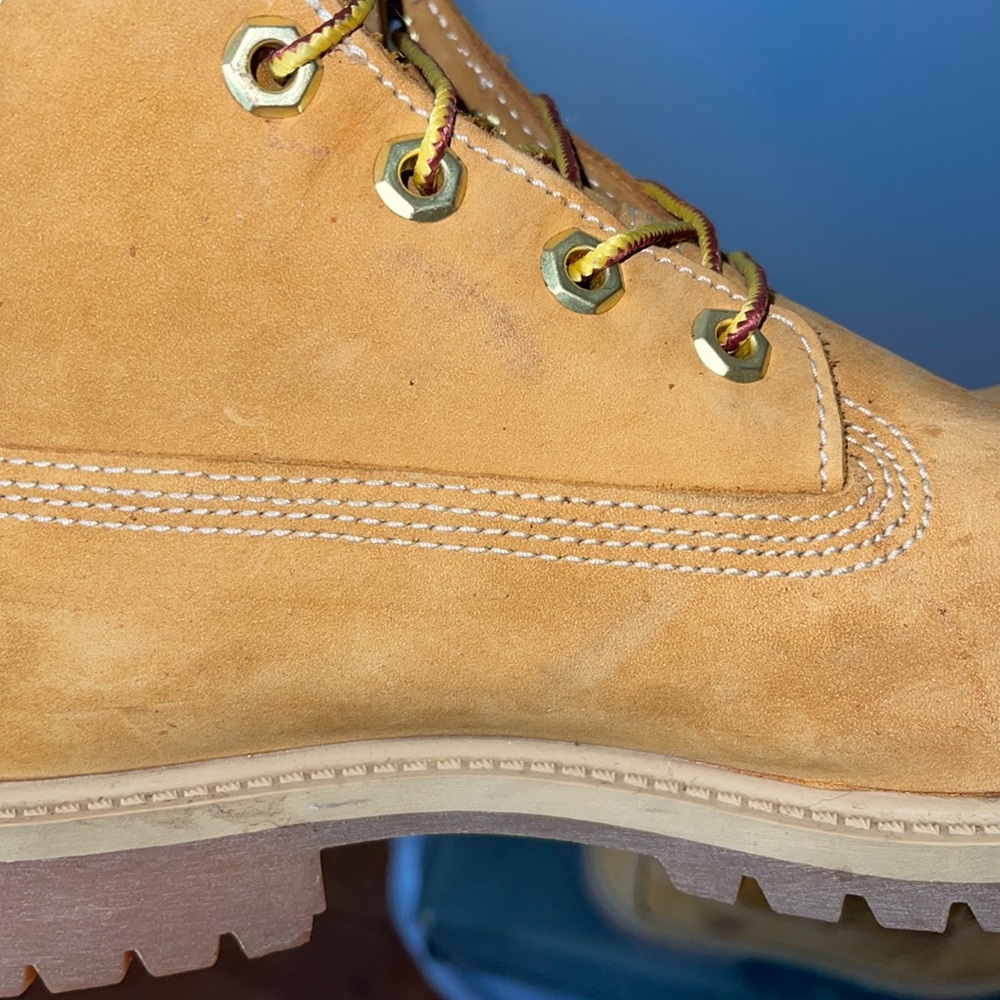 Timberland Boots - Picture 8 of 8